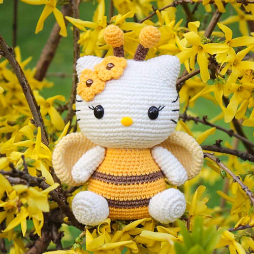 Crochet Butterfly Hello Kitty Amigurumi Free PDF Pattern