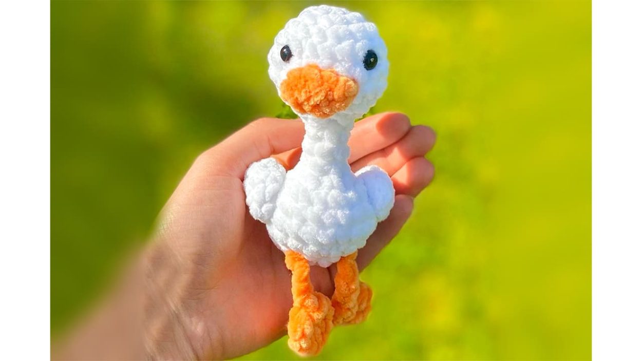 Crochet Plush Duck PDF Amigurumi Free Pattern