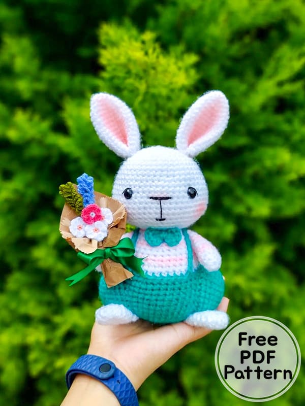 The Gentleman Crochet Bunny Amigurumi Free Pattern