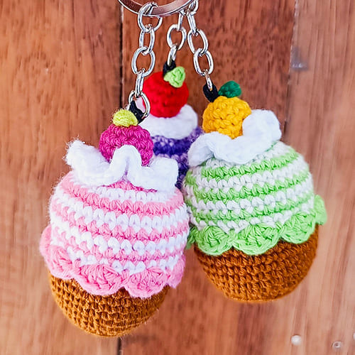 PDF Crochet Cupcake Keychain Amigurumi Free Pattern