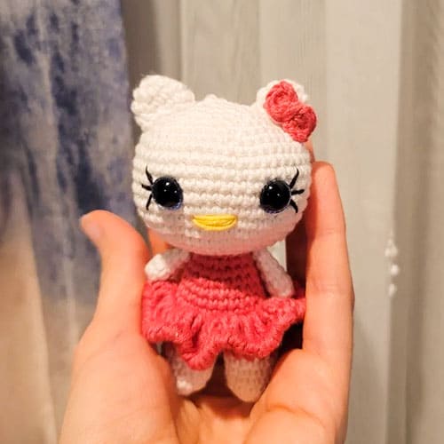 Hello Kitty Crochet Keychain Cat Amigurumi Patterns Free PDF