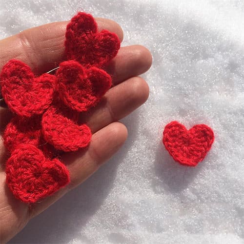 Saint Valentin Crochet Bear Amigurumi Free Pattern PDF