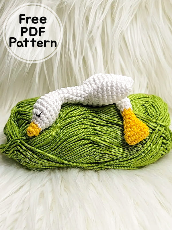 Keychain Crochet Goose Amigurumi Free Patterns PDF