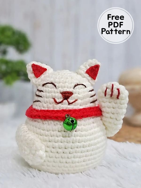 Maneki Neko Lucky Cat Amigurumi Free Crochet Pattern