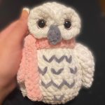 Free snowy crochet owl amigurumi pattern