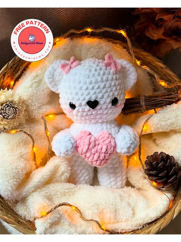 Free Valentine's Day sweetheart teddy bear crochet pattern (4)