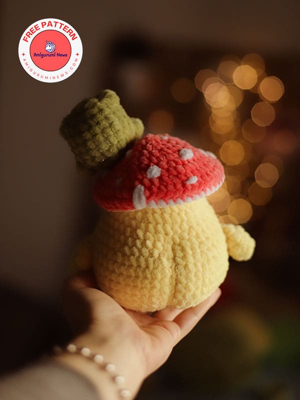 Crochet mushroom duckling free pattern (3)