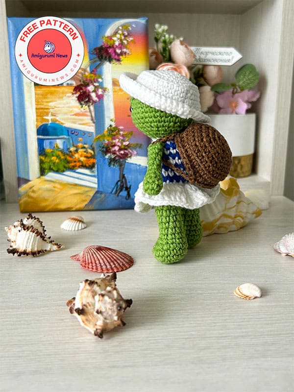 Summer crochet turtle with hat free amigurumi pattern (3)