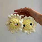 Amigurumi crochet sunflower keychain free pattern