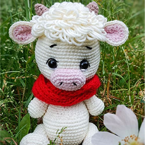 Bob the crochet cow free amigurumi pattern