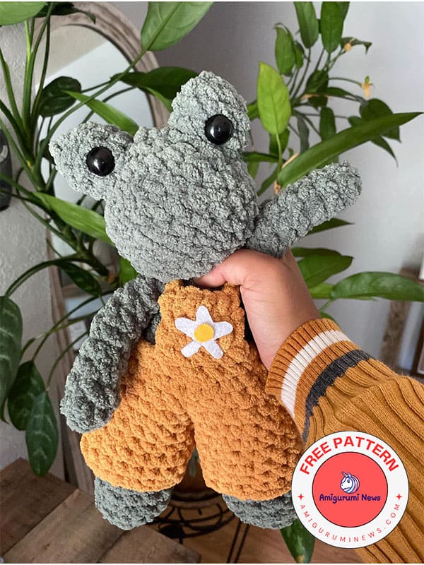 Crochet frog fergie free amigurumi pattern (2)