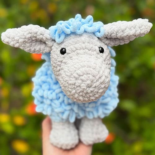 Free amigurumi fluffy sheep henry crochet pattern