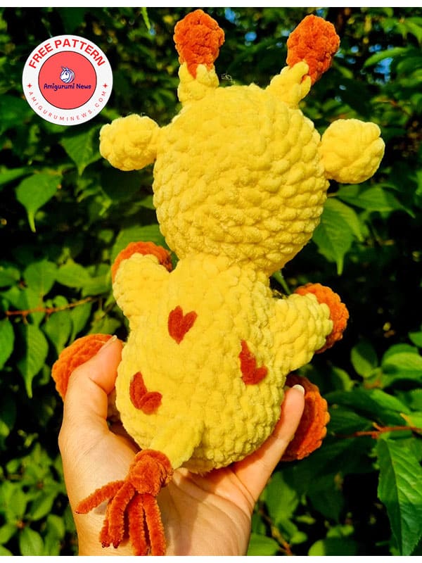 Ginny the crochet giraffe free amigurumi pattern (3)