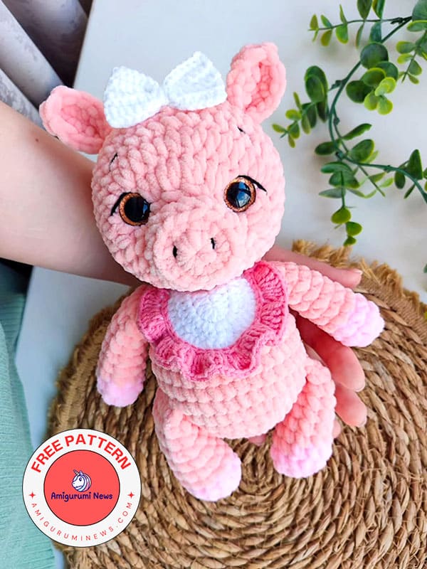 Crochet-pig-with-apron-free-amigurumi-pattern (2)