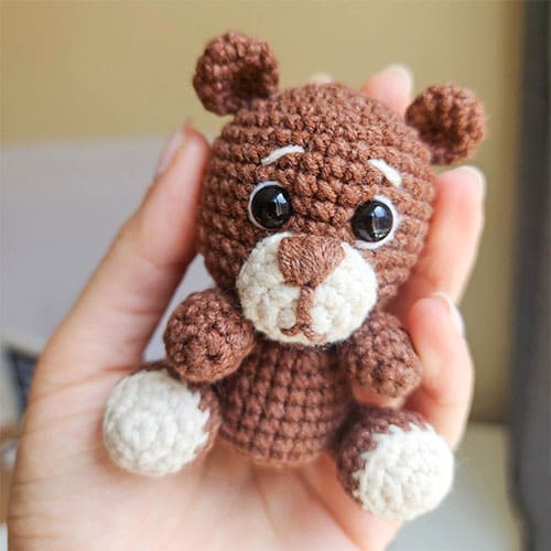 Free crochet little brown bear amigurumi pattern