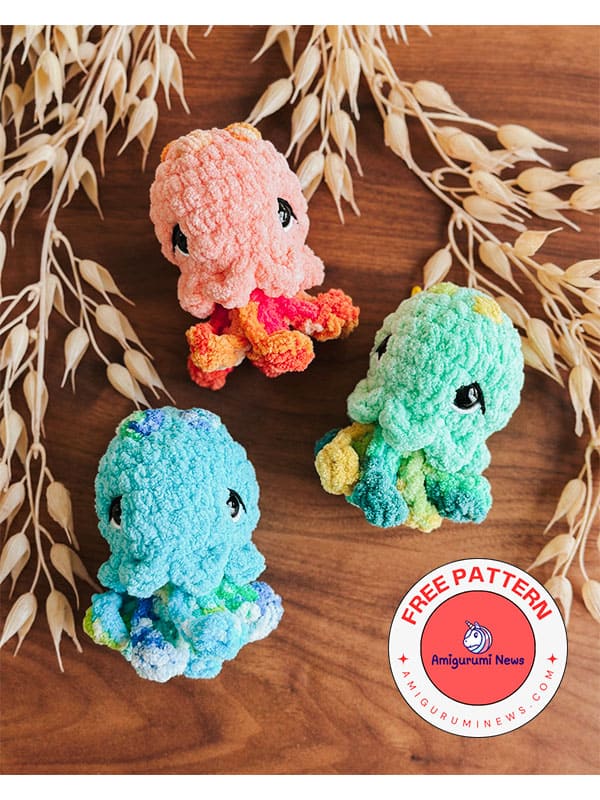 Moon crochet jellyfish free amigurumi pattern (2)