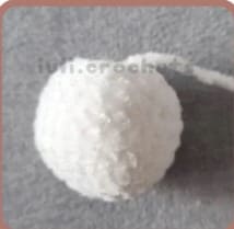 crochet-cat-keychain-body-in-white