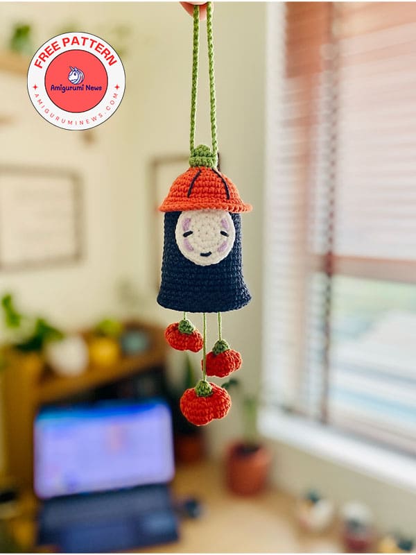 Crochet Pumpkin No-Face Chime Free Amigurumi Pattern (2)