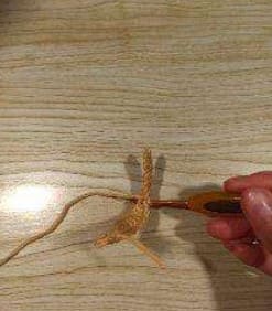 crochet-bull-tail