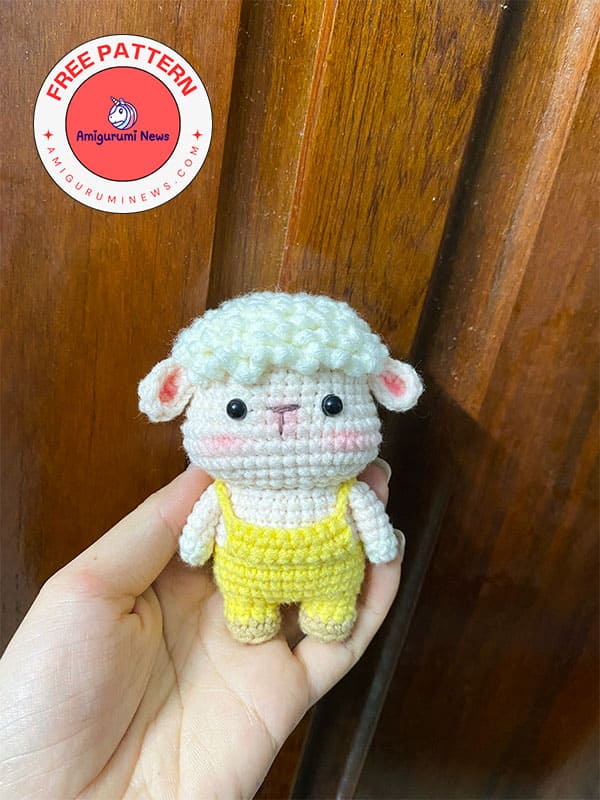 mini-crochet-lamb-pattern (2)