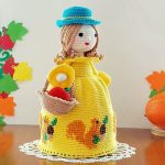 Autumn time crochet doll free amigurumi pattern