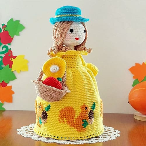 Autumn time crochet doll free amigurumi pattern