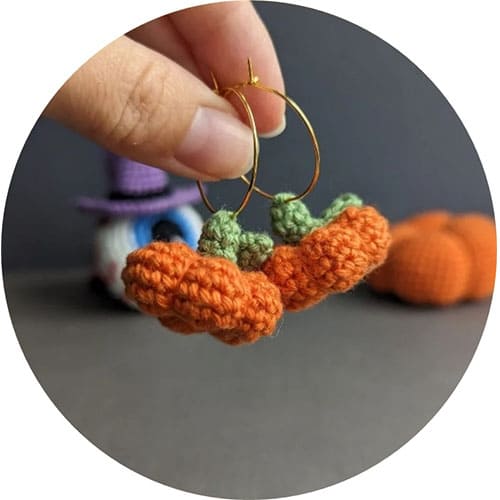 crochet pumpkin earrings pattern