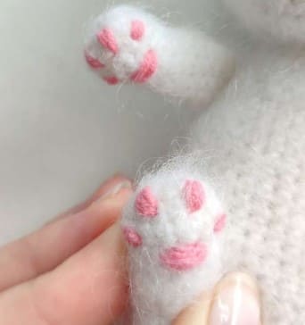 embroider-paw-pads