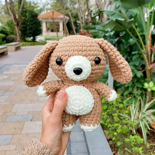 Free cute crochet dog plushie amigurumi pattern