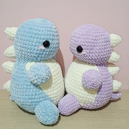Little sweet crochet dinosaur amigurumi free pattern