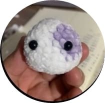 crochet-cow-keychain-head