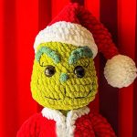 Crochet grinch plush pattern