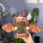 Free crochet gingerbread bat amigurumi pattern (1)