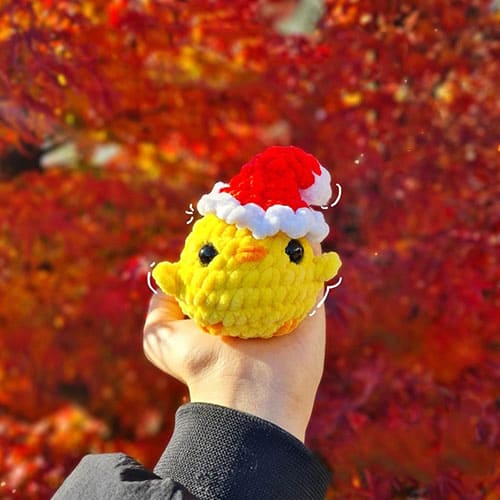 Holly the christmas crochet duck keychain free pattern