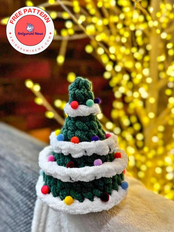 No sew crochet christmas tree plush free pattern (3)