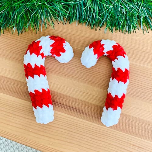 candy cane christmas ornament crochet pattern