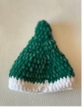 crochet-christmas-elf-hat