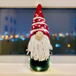 crochet-christmas-gnome-free-pattern.jpg