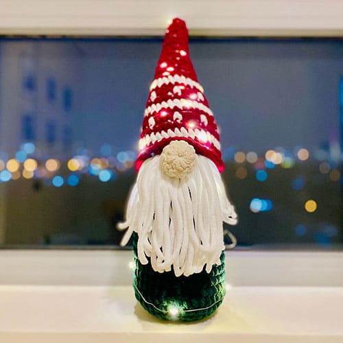 crochet-christmas-gnome-free-pattern.jpg
