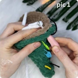 crochet-christmas-tree-assembly