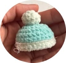 snowy-crochet-snowman-hat