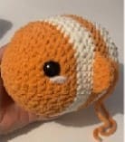 crochet-clownfish-upper-fin