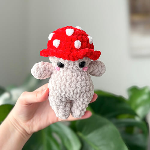 Crochet cheeky mushroom doll amigurumi free pattern