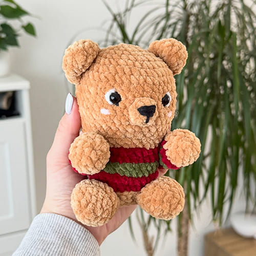 Easy amigurumi small teddy bear pattern