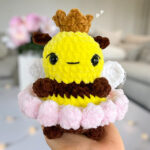 Crochet bee princess amigurumi pattern (1)
